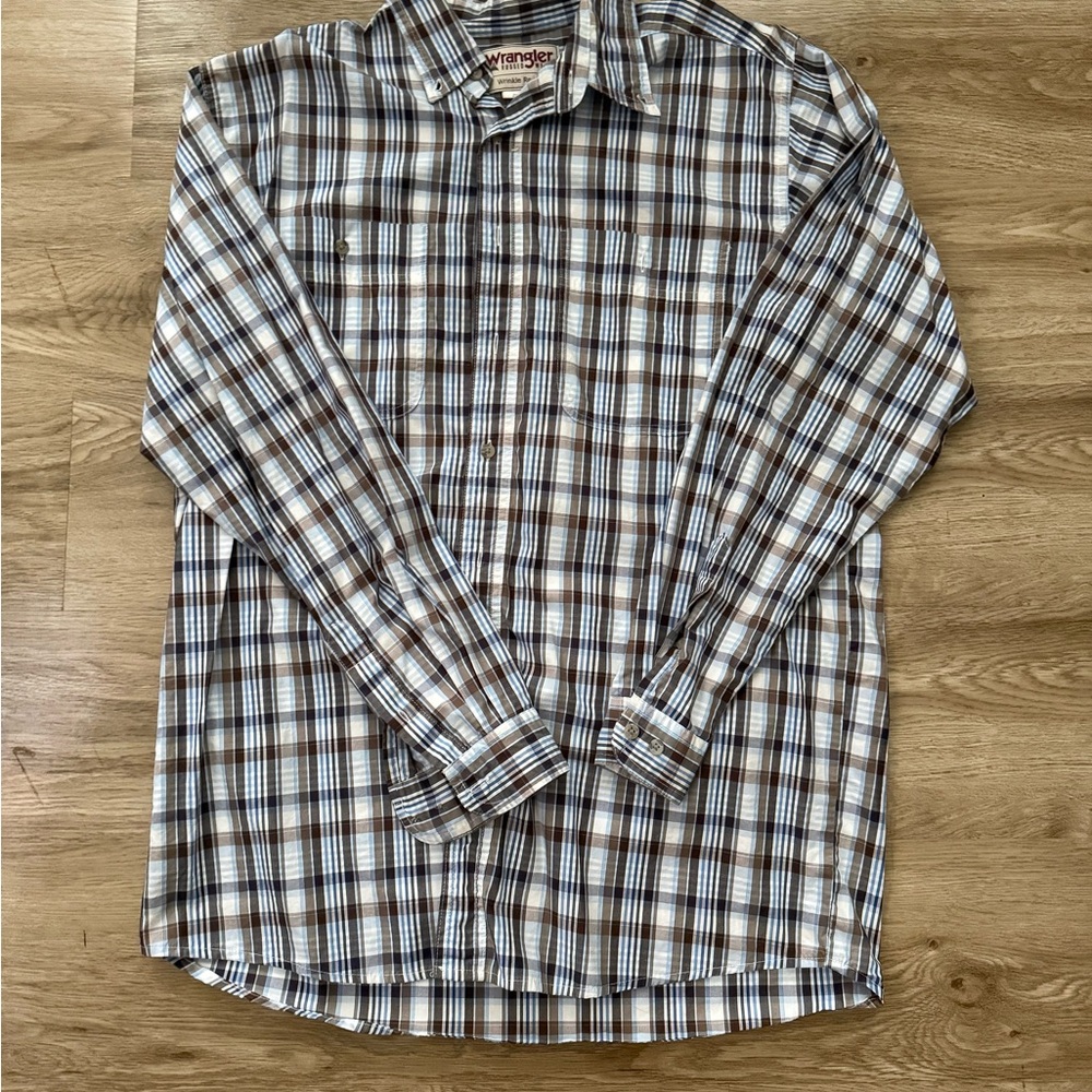 Wrangler Men's Brown Plaid Shirt